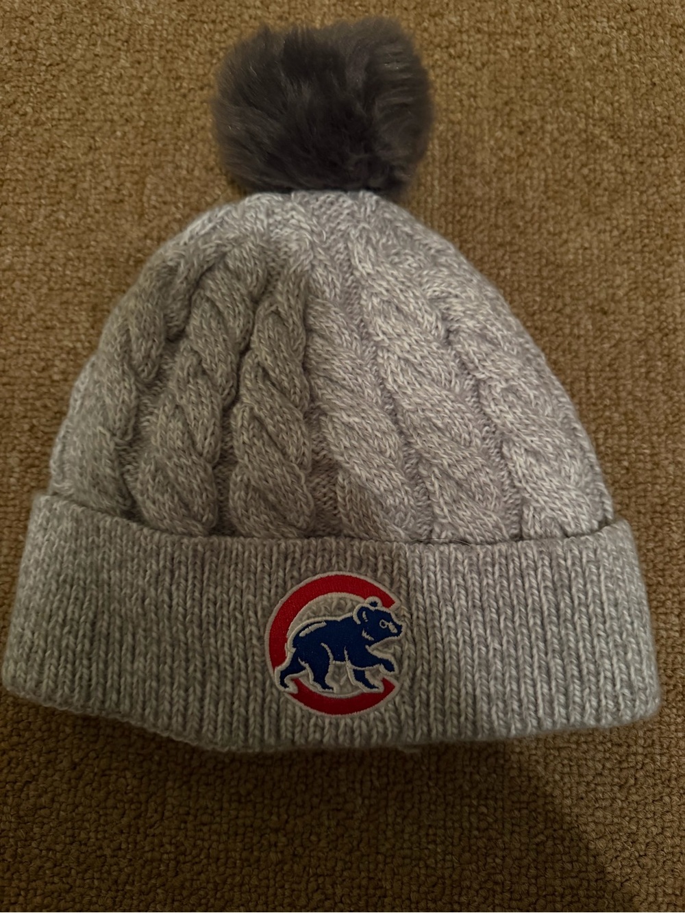 Cubs Gray Pom Pom Knit Beanie